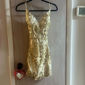 White and gold short dress